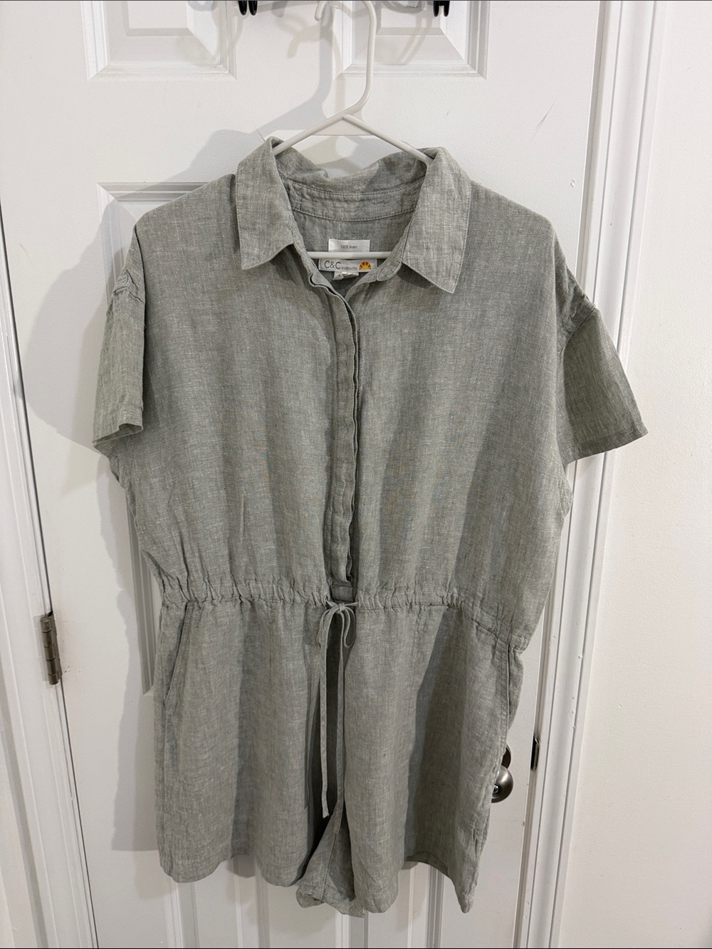 C&C California Light Gray Linen Romper  Size XL